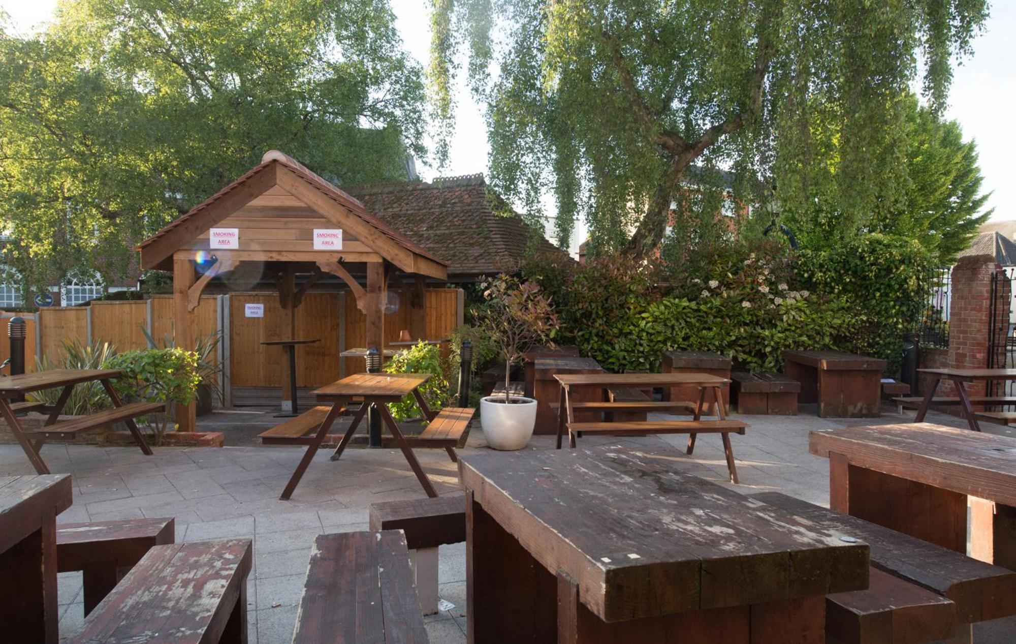 The King'S Head Hotel Wetherspoon Beccles Exterior foto